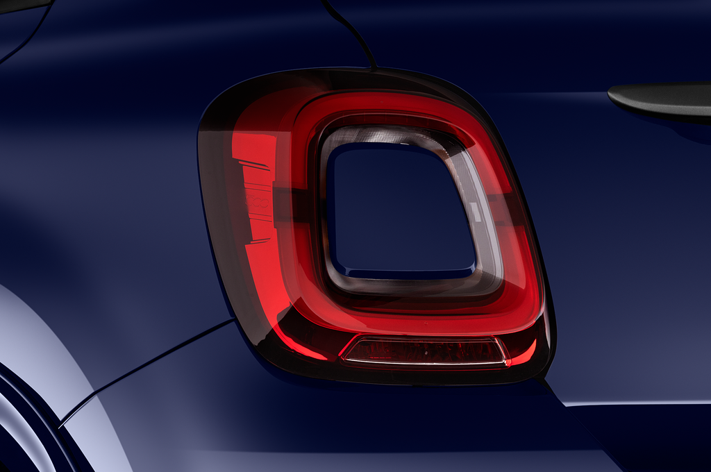 FIAT 500X Hybrid (Baujahr 2023) Sport 5 Türen Rücklicht