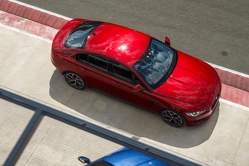 Jaguar XE