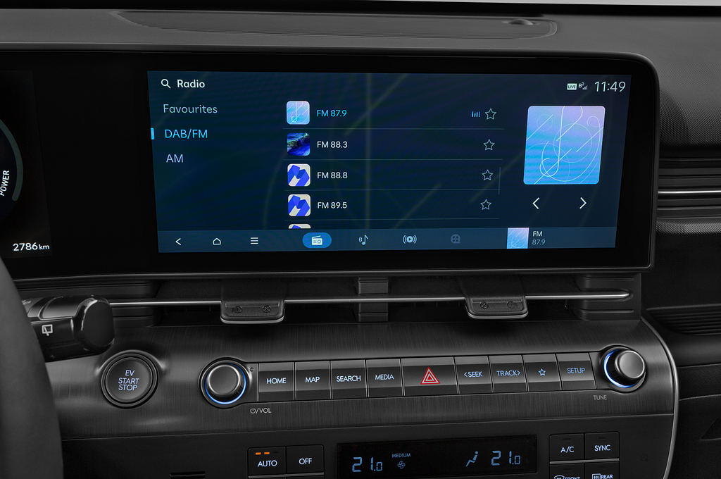 Hyundai Kona Electro (Baujahr 2024) Base 5 Türen Radio und Infotainmentsystem