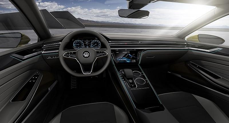 Das Cockpit des VW Sport Coupé Concept GTE.