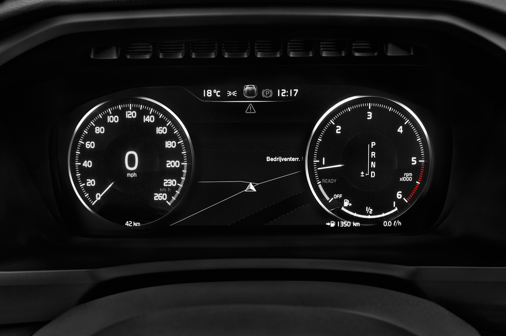 Volvo XC90 (Baujahr 2020) Momentum 5 Türen Tacho und Fahrerinstrumente