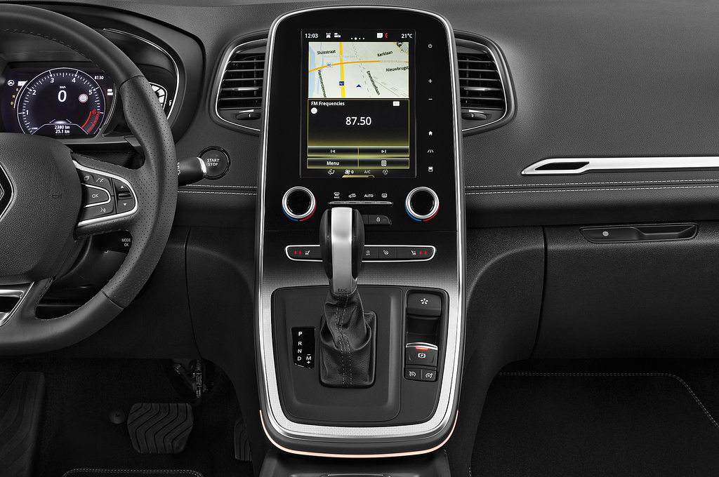 Renault Grand Scenic (Baujahr 2022) Techno 5 Türen Mittelkonsole