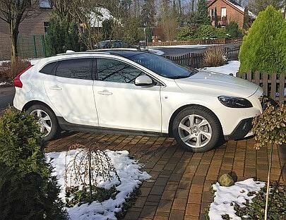 Volvo V40 Cross Country im Cross Country-Wetter.