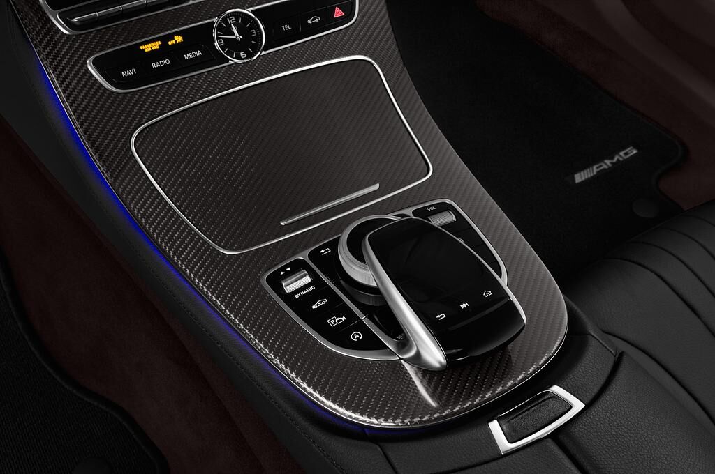 Mercedes CLS Coupe (Baujahr 2018) AMG line 4 Türen Schalthebel