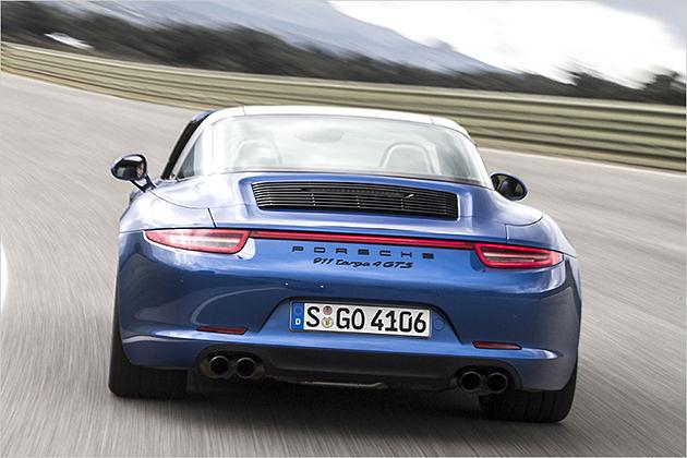 Das Traktionsniveau des Targa 4 GTS ist gewaltig. Trotz Mehrgewichts fährt er sich nicht wirklich anders, als die anderen GTS-911er