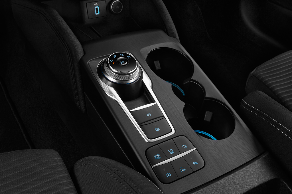 Ford Focus (Baujahr 2023) Titanium 5 Türen Schalthebel