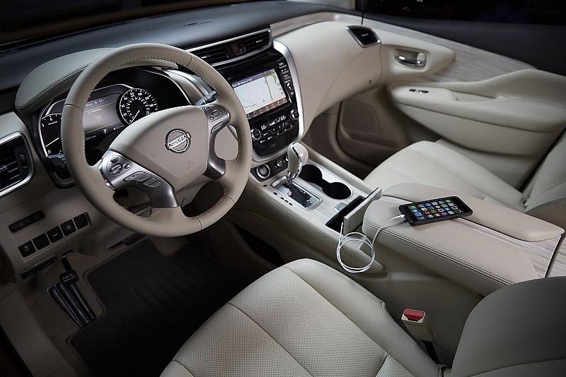 Der Innenraum des Nissan Murano 2015