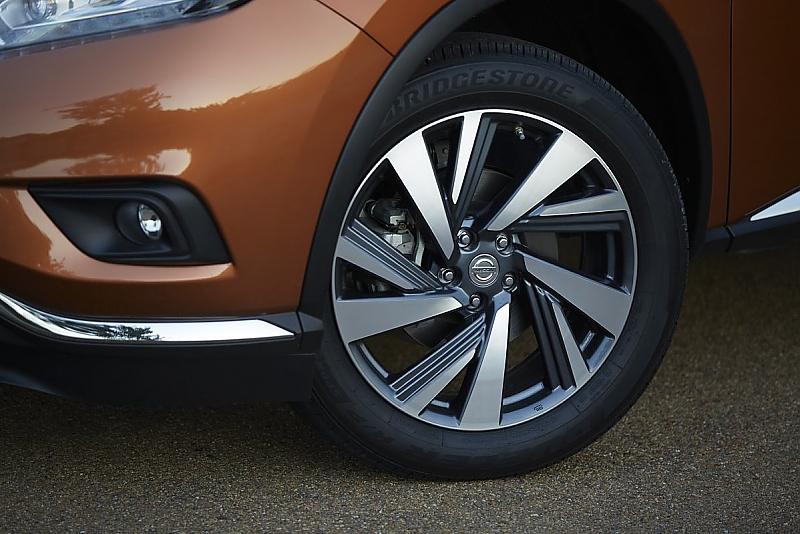 Nissan Murano 2015 - das Topmodlel rollt auf 20-Zöllern