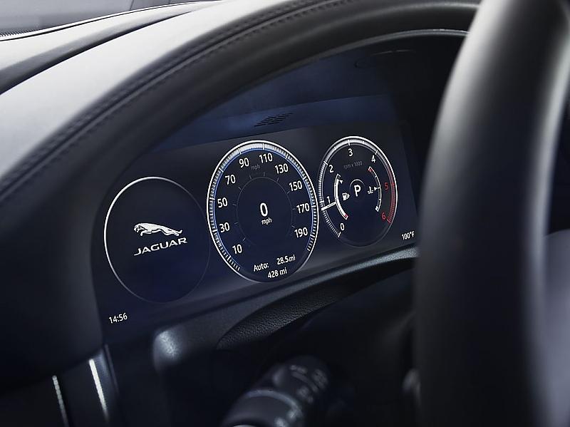 Jaguar XF (116)