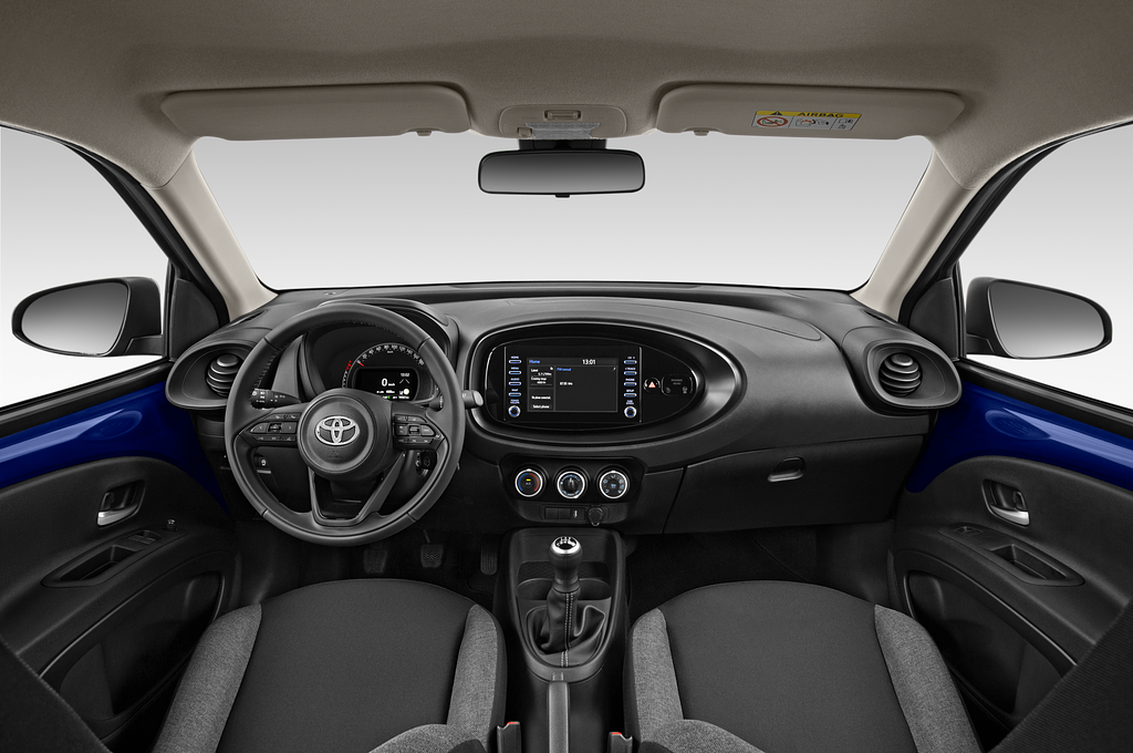 Toyota Aygo X (Baujahr 2023) Active 5 Türen Cockpit und Innenraum
