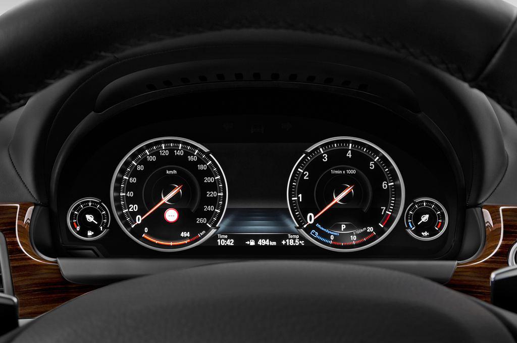 BMW 6 Series (Baujahr 2016) - 2 Türen Tacho und Fahrerinstrumente