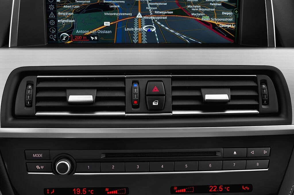 BMW 6 Series (Baujahr 2013) 640i 4 Türen Lüftung
