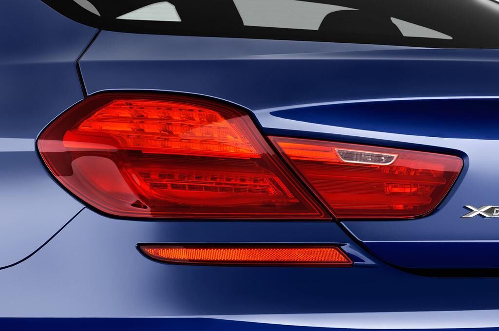 BMW 6 Series (Baujahr 2016) - 4 Türen Rücklicht