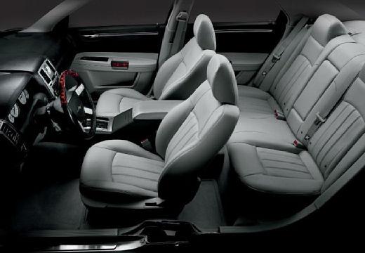 CHRYSLER 300C (2004 - 2010) 300C Touring