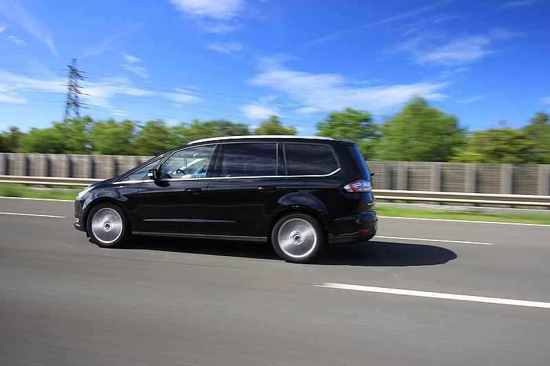 5,8 Liter Diesel verbraucht er auf 100 Kilometern.