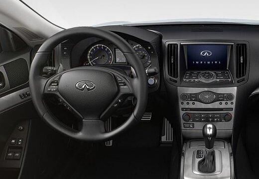 INFINITI Q60 (2013 - 2016) Q60 Cabrio Au