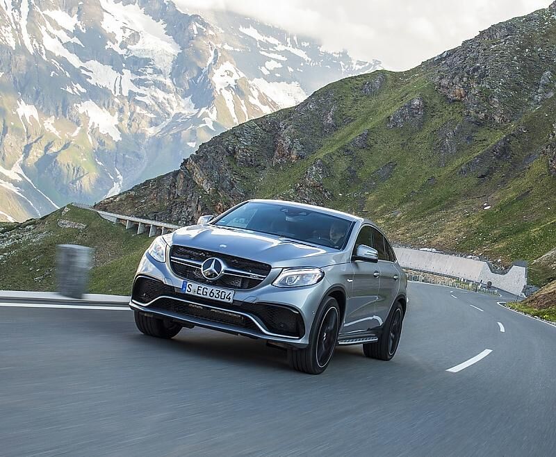 Das Mercedes GLE 63 S AMG Coupé greift den BMW X6 M an