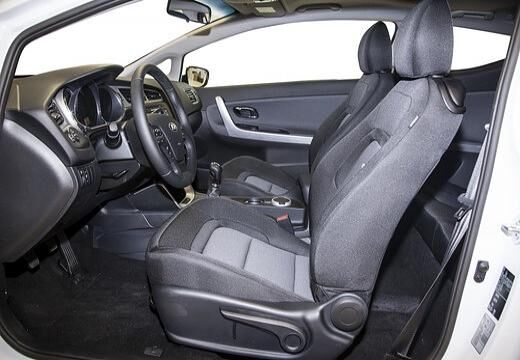 KIA Ceed (2012 - ) pro Ceed 1.6 CRDi 128
