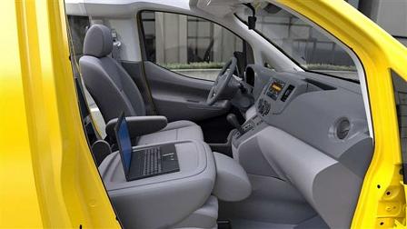 Nissan NV200 Yellow Cab