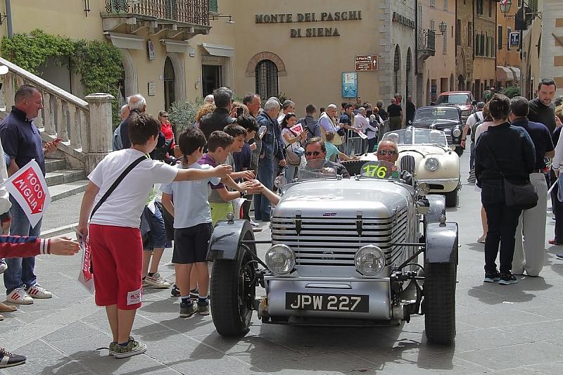Mille Miglia 2015 - nicht jedes historische Modell ist eine Schönheit