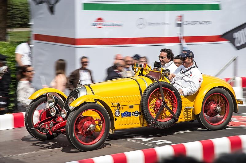 Mille Miglia 2015 - bunt und historisch