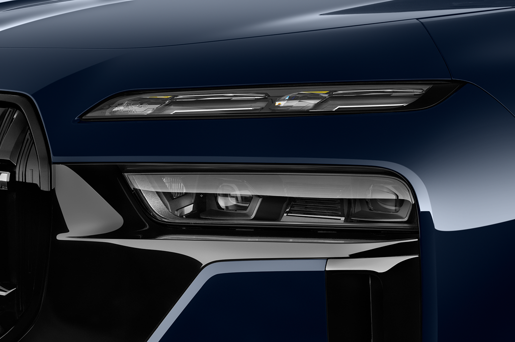 BMW 7 Series Plug-in Hybrid (Baujahr 2024) M760e xDrive 4 Türen Scheinwerfer