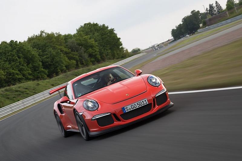 3,3 Sekunden braucht der Porsche 911 GT3 RS bis Tempo 100.