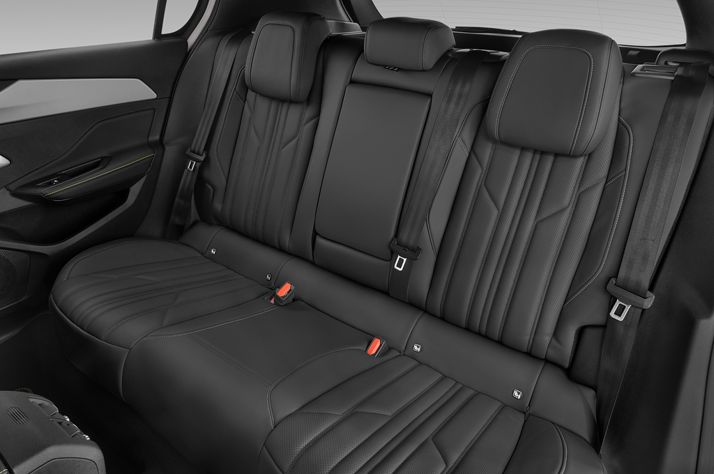 Peugeot 308 Hybrid (Baujahr 2024) GT 5 Türen Rücksitze