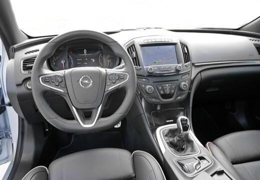 OPEL Insignia Country Tourer (2013 - 201