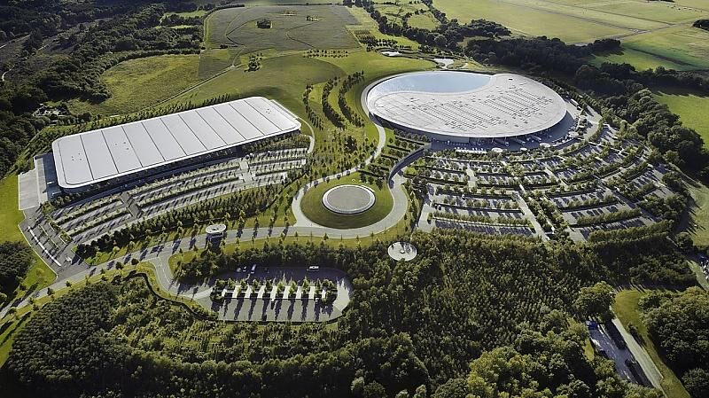 Die McLaren Zentrale in Woking