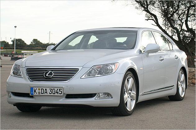 Der Lexus LS 460 ist der 380 PS starke Nachfolger des LS 430