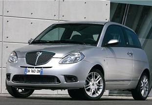 Lancia Ypsilon Schrägheck (2003–2006) Lancia Ypsilon Schrägheck (2003–2006)