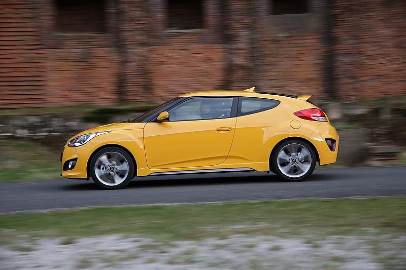 Der Hyundai Veloster Turbo kostet mindestens 24.990 Euro