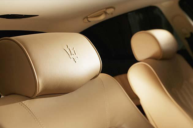 Der Tridente, das Maserati-Logo, ist 16-mal im Innenraum zu finden
