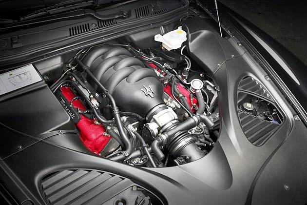 Der 4,2-Liter-Motor leistet 400 PS