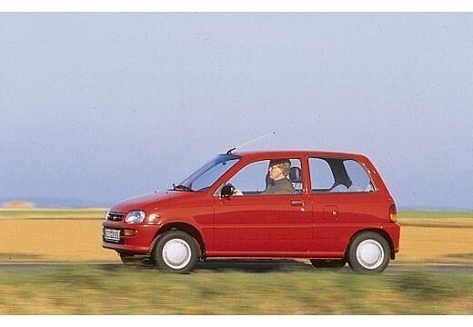 DAIHATSU-Cuore--1995-1999-