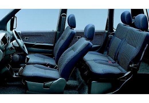 DAIHATSU-Move--1999-2001-