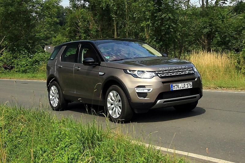 Der Land Rover Discovery Sport HSE Luxury kostet ab 53.300 Euro.