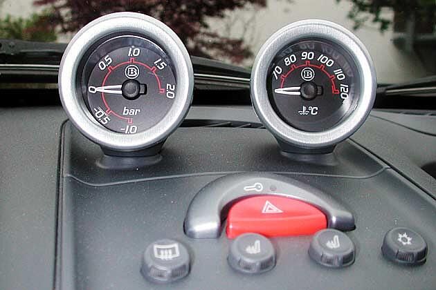 Kompressionsanzeige und Kühlwasserthermometer