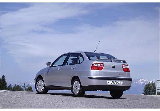 SEAT-Cordoba-1-4--1999-2003-