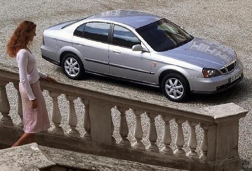 DAEWOO-Evanda-2-0--2003-2005-