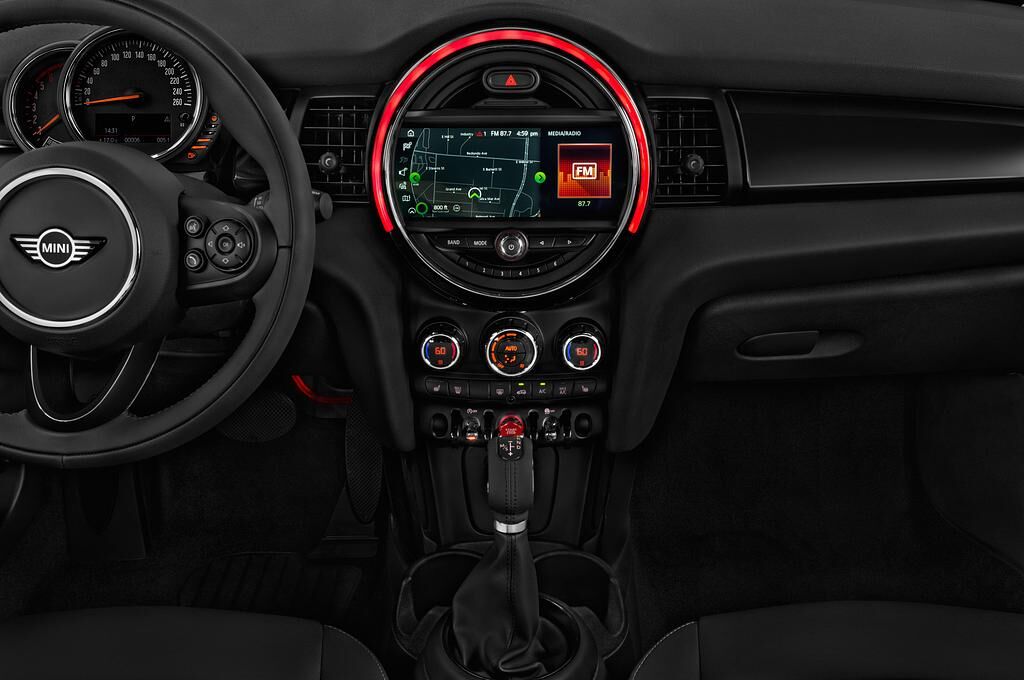 MINI MINI (Baujahr 2018) Cooper 3 Türen Mittelkonsole