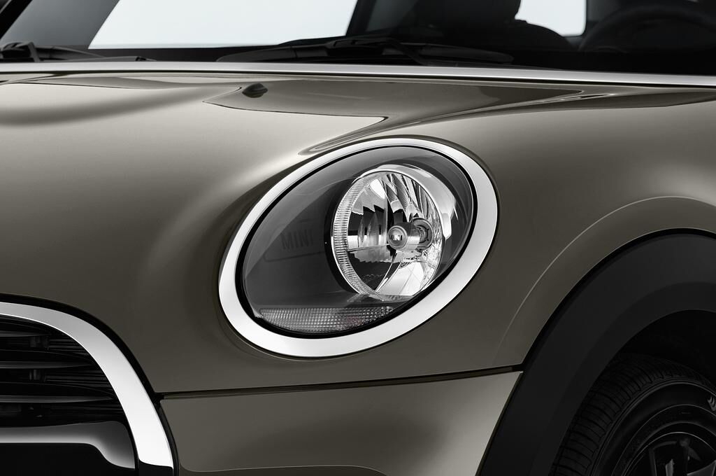 MINI MINI (Baujahr 2018) Cooper 3 Türen Scheinwerfer