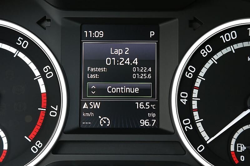 Wer will, kann seine Rundenzeiten mit dem Lap-Timer messen