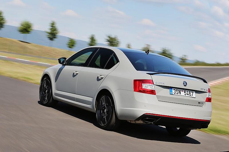 Der Skoda Octavia RS 230 verbraucht 6,4 Liter pro 100 Kilometer