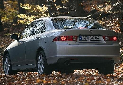 HONDA-Accord-2-0-i--2005-2007-