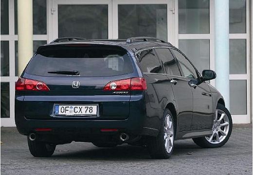 HONDA-Accord-Tourer-2-0-i--2005-2007-