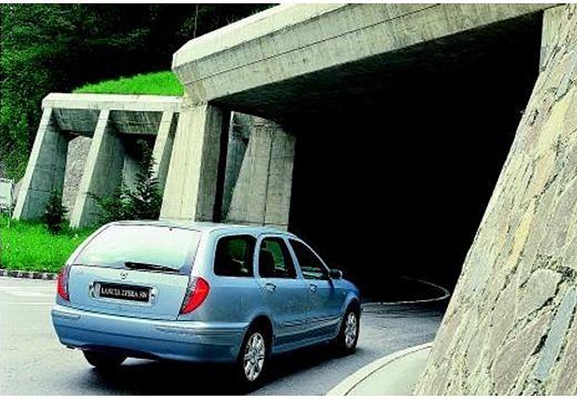 LANCIA-Lybra-Station-Wagon-1-6--1999-2002-