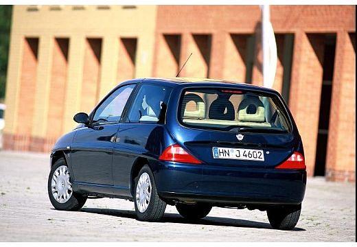 LANCIA-Y-1-2--2000-2003-