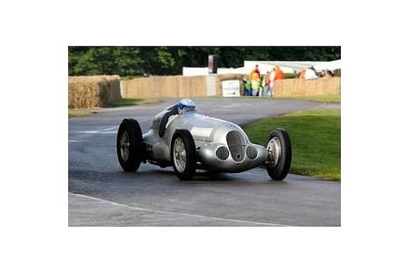 Vorkriegs-Silberpfeile beim Goodwood Revival am Start